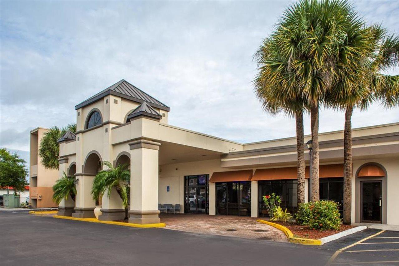 Days Inn & Suites By Wyndham Orlando Airport Esterno foto