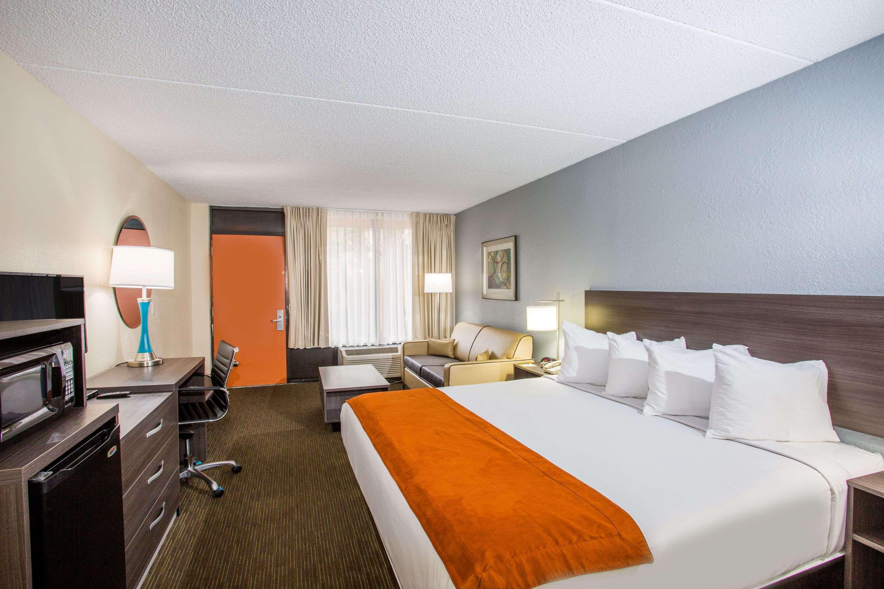 Days Inn & Suites By Wyndham Orlando Airport Esterno foto